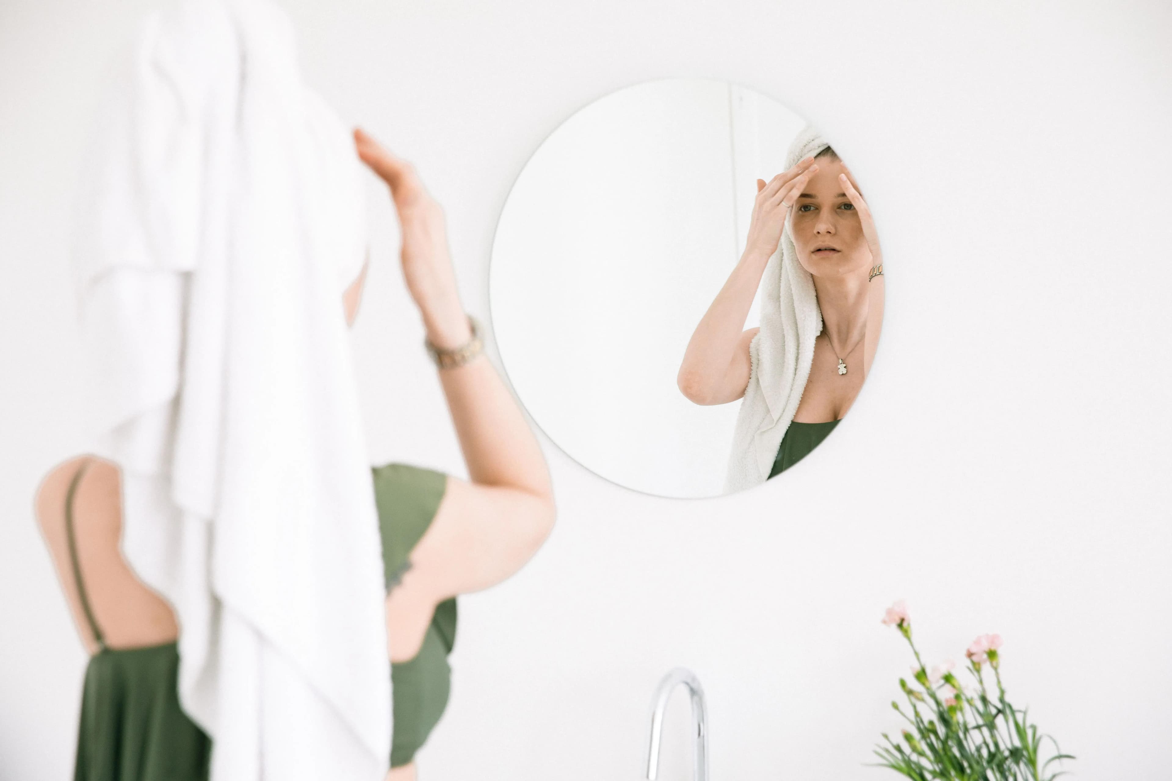Why Does Skin Feel Tight After Cleansing? It May Not Be Dryness Alone