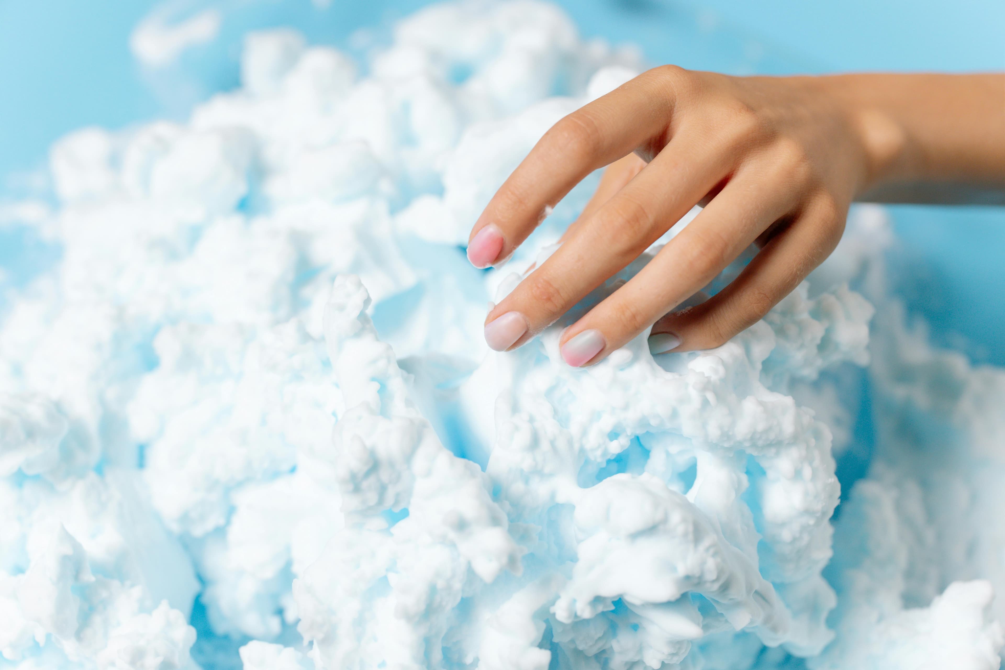 How Should You Choose a Facial Cleanser’s Cleansing Power? | A Guide to Finding the Right Cleanser for Your Skin Today